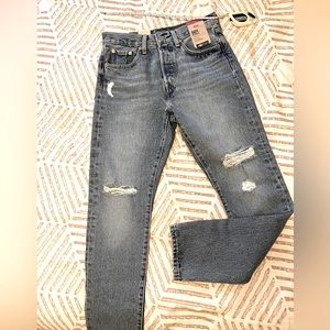 Levi’s 501 Skinny Jeans. 25x28”